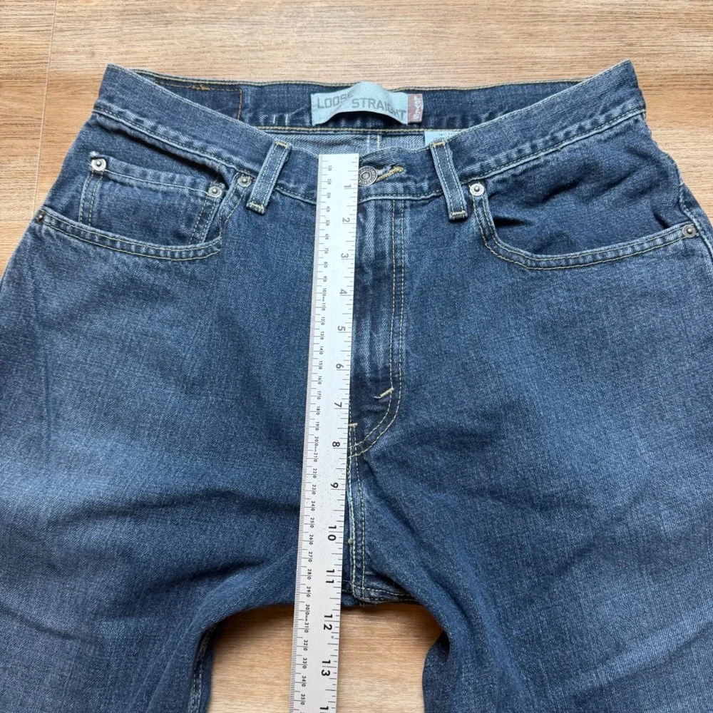 Levis levi 569